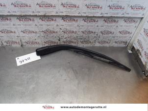 O153520 Gebruikte ruitenwisserarm achter Hyundai I10