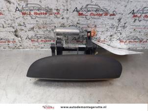 O153542 Gebruikte portiergreep 4deurs links-achter Hyundai I10