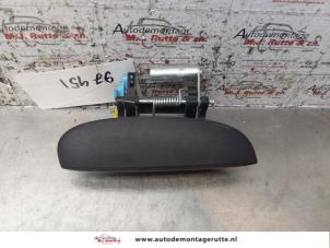 O153548 Gebruikte portiergreep 4deurs rechts-achter Hyundai I10