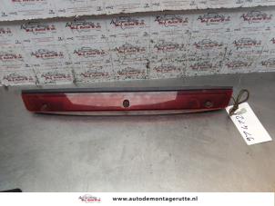 O153608 Gebruikte extra remlicht midden Mercedes Vito