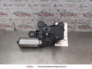 O153644 Gebruikte motor ruitenwisser achter Mercedes Vito