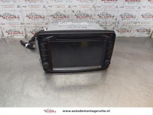 O153655 Gebruikte radio Mercedes Vito