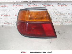 O153663 Gebruikte achterlicht links Nissan Almera
