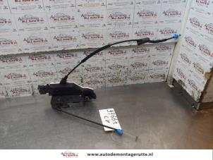 O153720 Gebruikte slotmechaniek portier 4deurs links-voor Citroen C4 Grand Picasso