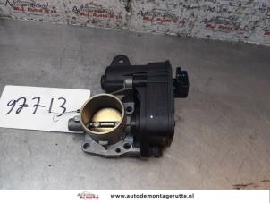 O153730 Gebruikte gasklephuis Peugeot 208