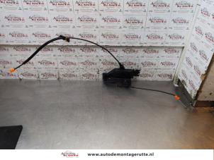 O153763 Gebruikte portierslot mechaniek 4deurs links-achter Citroen C4 Grand Picasso