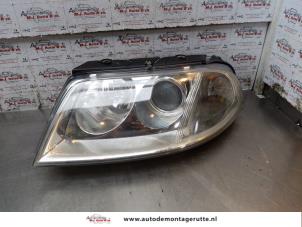 O153792 Gebruikte linker koplamp Volkswagen Passat