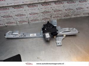 O153809 Gebruikte raammechaniek 4deurs links-voor Peugeot 208