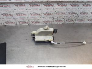 O153904 Gebruikte slotmechaniek portier 4deurs rechts-achter Peugeot 208