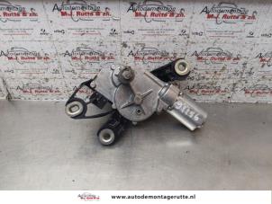 O153936 Gebruikte ruitenwissermotor achter Volkswagen Golf