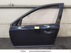 O153970 Gebruikte portier 4deurs links-voor Volvo V70