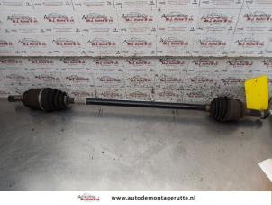 O154026 Gebruikte cardanas rechts-voor (vwa) Opel Agila