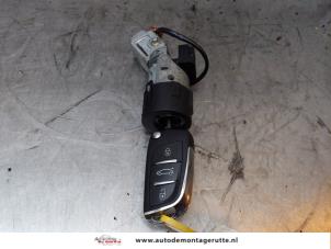 O154096 Gebruikte kontaktslot+sleutel Peugeot 407
