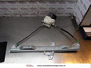 O154100 Gebruikte ruitmechaniek 4deurs links-voor Peugeot 407