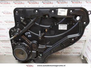 O154172 Gebruikte ruitmechaniek 4deurs rechts-achter Volkswagen Golf