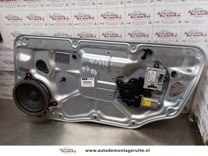 Gebruikte Ruitmechaniek 4Deurs rechts-voor Volvo V70 O154174
