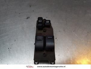 O154198 Gebruikte schakelblok ruiten Toyota Yaris