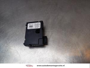 Gebruikte Gier sensor Volkswagen Caddy III (2KA,2KH,2CA,2CH) 2.0 SDI Prijs op aanvraag aangeboden door Autodemontage M.J. Rutte B.V.