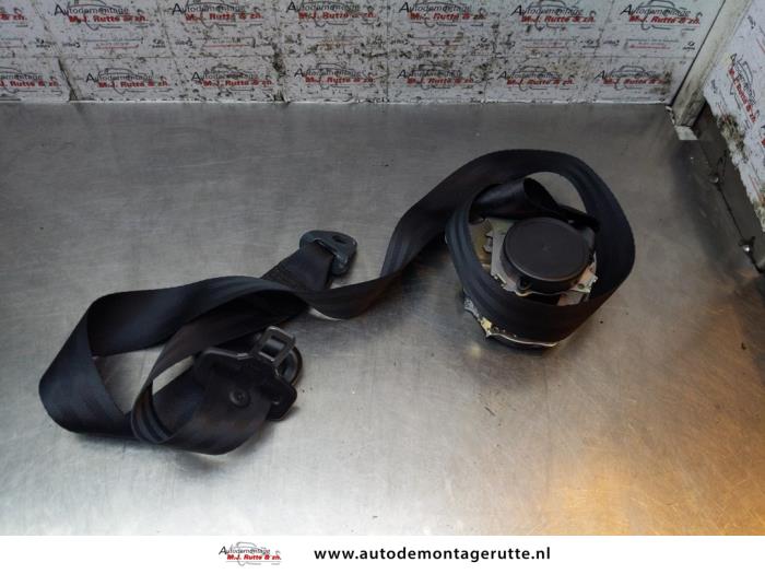 Gebruikte Veiligheidsgordel links-achter Peugeot 208 O154340