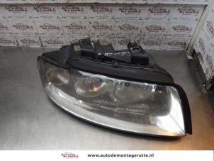 O154351 Gebruikte koplamp rechts Audi A4