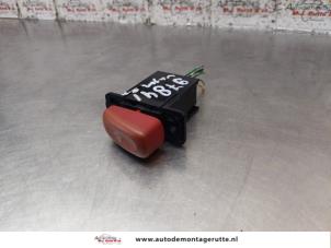 O154391 Gebruikte alarmlicht schakelaar Suzuki Wagon R+