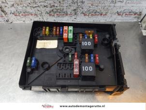 O154459 Gebruikte zekeringkast Volkswagen Golf