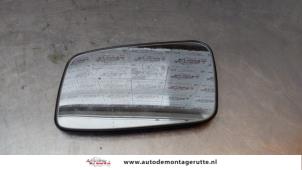 Gebruikte Spiegelglas links Volvo V70 (GW/LW/LZ) 2.0 10V Prijs op aanvraag aangeboden door Autodemontage M.J. Rutte B.V.