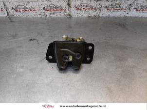 O154650 Gebruikte achterklep slotmechaniek Hyundai Santafe