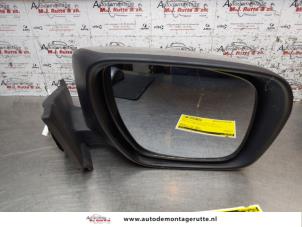 O154827 Gebruikte buitenspiegel rechts Mazda 5.