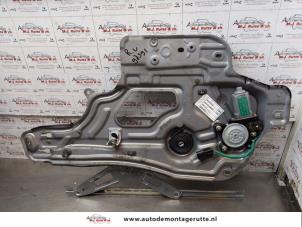 O154841 Gebruikte raammechaniek 4deurs rechts-voor Hyundai Santafe