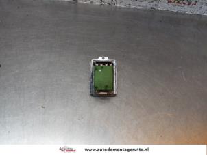 O154875 Gebruikte kachel weerstand Volkswagen Transporter