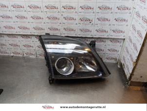 O154903 Gebruikte rechter koplamp Opel Vectra