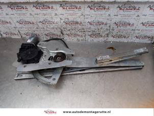 O154983 Gebruikte raammechaniek 4deurs links-voor Rover 25