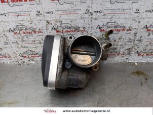 O155019 Gebruikte gasklephuis Volkswagen Touran