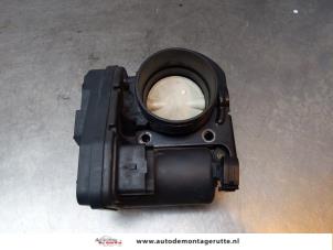 O155048 Gebruikte gasklephuis Peugeot 1007