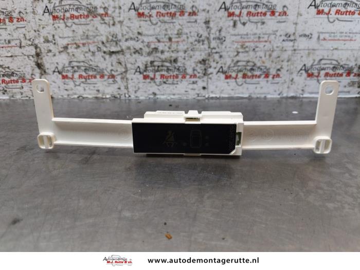 Gordelverklikker module van een Peugeot 1007 (KM) 1.6 GTI,Gentry 16V 2008