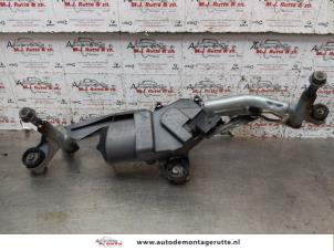 O155063 Gebruikte ruitenwismotor+mechaniek Peugeot 1007