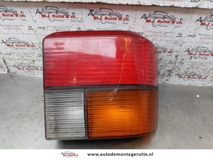 Gebruikte Achterlicht rechts Volkswagen Transporter O155092