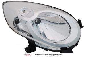 O9990000073 Nieuwe rechter koplamp Citroen C1