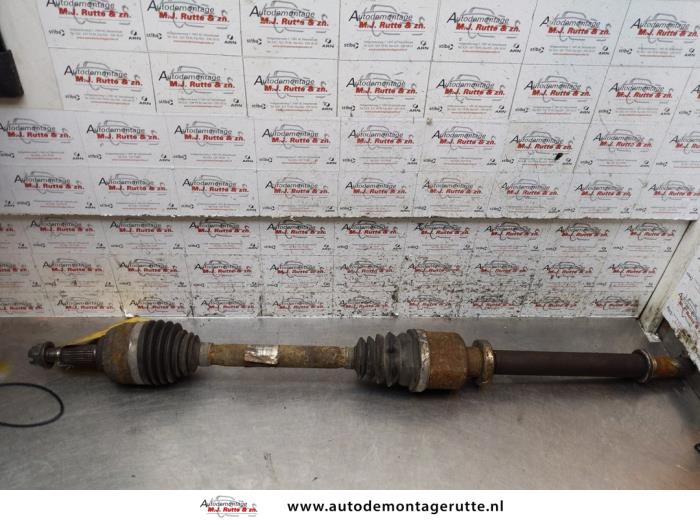 Steekas rechts-voor van een Renault Modus/Grand Modus (JP) 1.5 dCi 85 2006