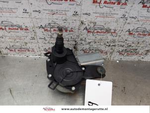 O155199 Gebruikte ruitenwissermotor achter Peugeot 107