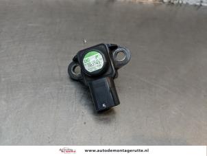 Gebruikte Map Sensor (inlaatspruitstuk) Volkswagen Crafter 2.5 TDI 30/32/35/46/50 Prijs € 15,00 Margeregeling aangeboden door Autodemontage M.J. Rutte B.V.