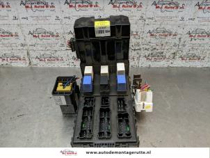 O155377 Gebruikte zekeringkast Hyundai Santafe