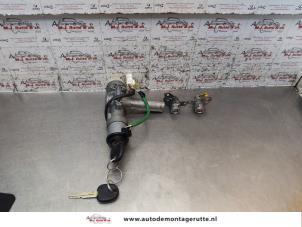 O155416 Gebruikte kontaktslot+sleutel Hyundai Santafe