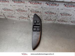 O155502 Gebruikte schakelblok ruiten Toyota Yaris