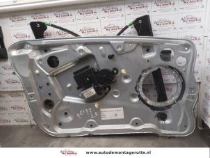 O155578 Gebruikte raammechaniek 4deurs links-voor Skoda Fabia