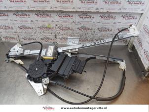 O155585 Gebruikte ruitmechaniek 4deurs links-voor Volkswagen Sharan