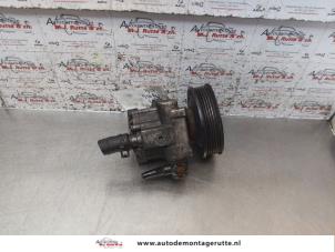 O155604 Gebruikte pomp servo Seat Arosa