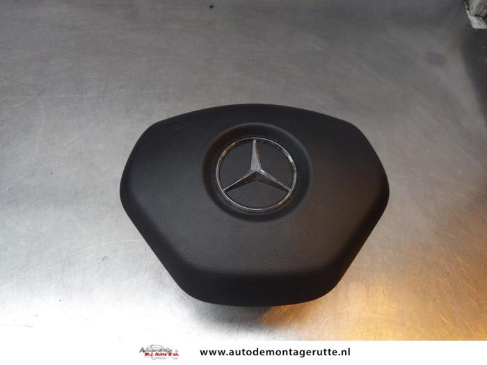 Airbag links (Stuur) van een Mercedes-Benz E (W212) E-220 CDI 16V BlueEfficiency,BlueTEC 2014