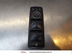 O155791 Gebruikte elektrisch raam schakelaar Mercedes E-Klasse
